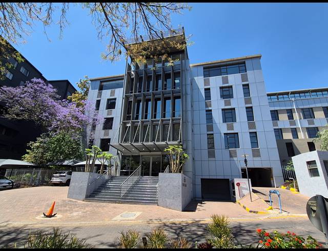 55M² OFFICE TO LET IN SANDTON CENTRAL